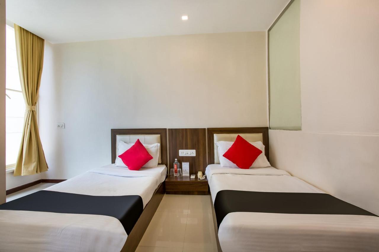 Capital O 35557 Hotel Aura Mumbai Dış mekan fotoğraf