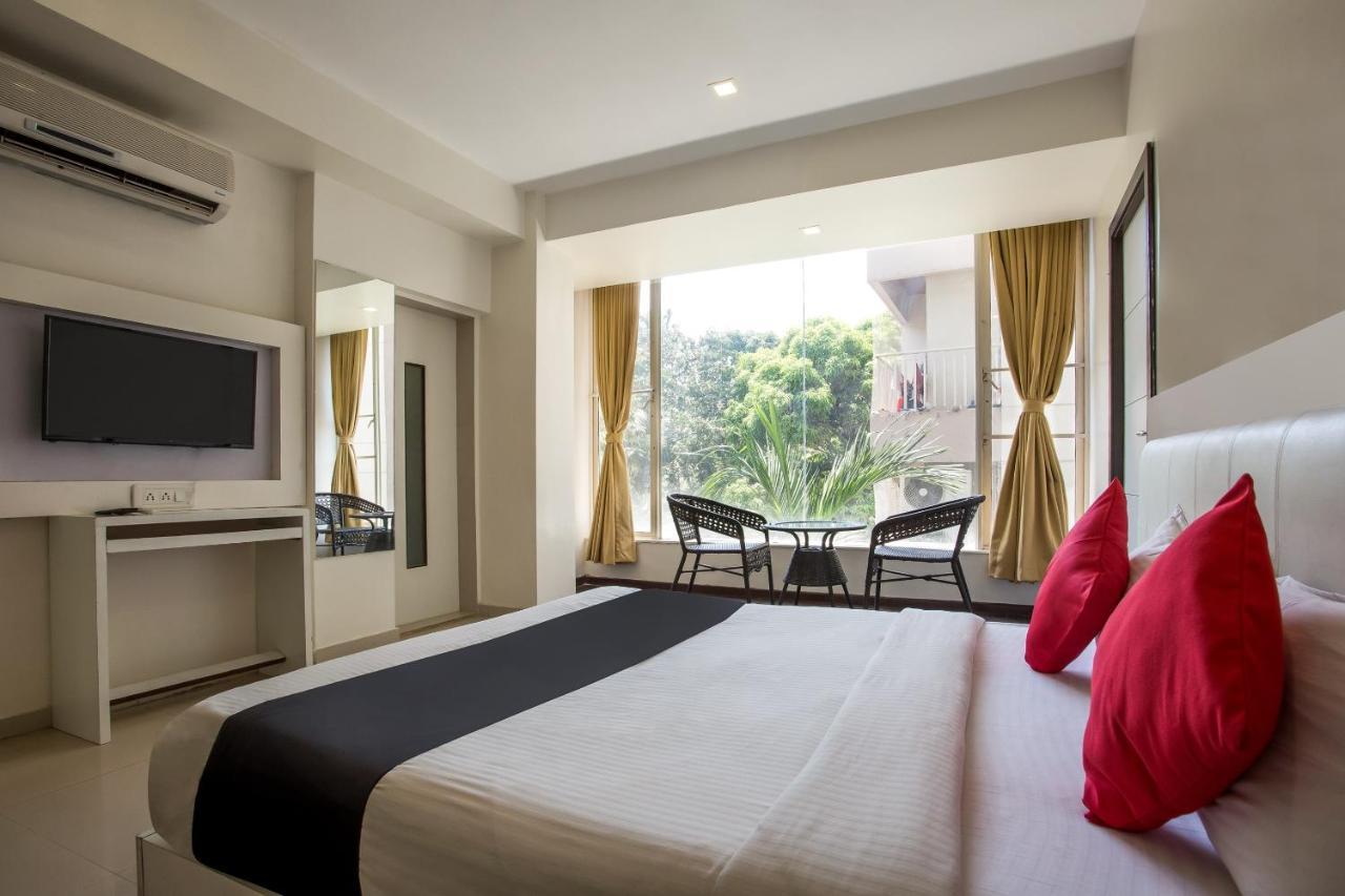 Capital O 35557 Hotel Aura Mumbai Dış mekan fotoğraf